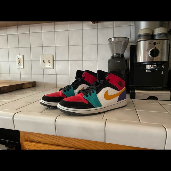 Air Jordan 1’s Multicolor Rare - Picture 2 of 5